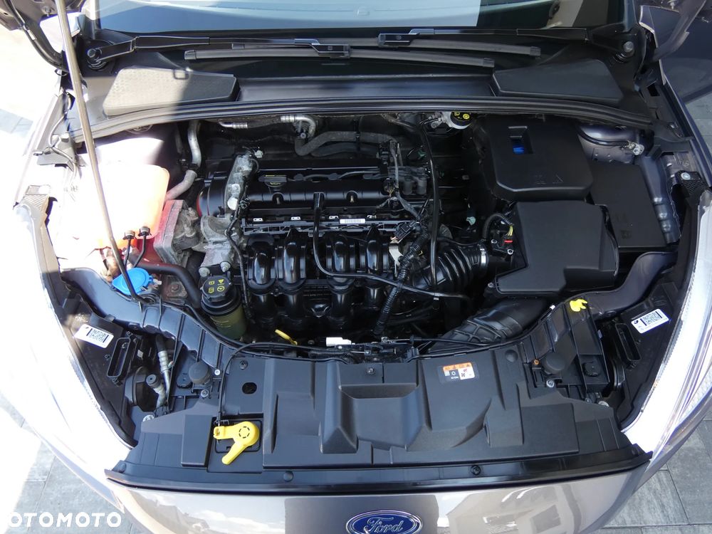 Ford Focus 1.6 Trend - 34