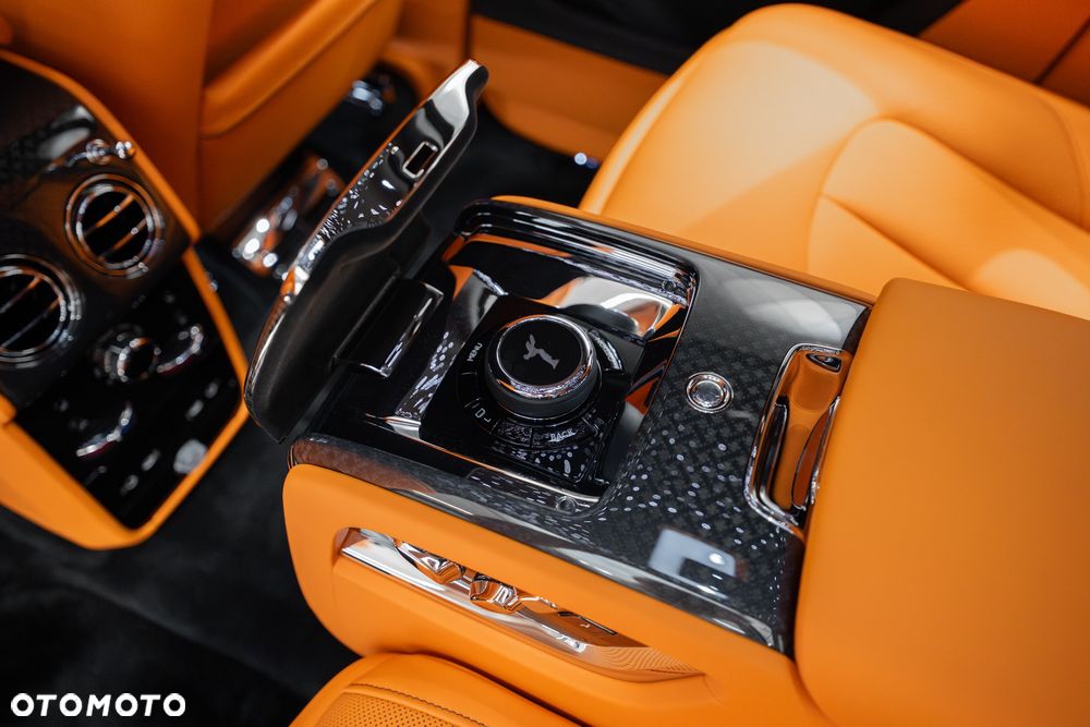 Rolls-Royce Cullinan Series II Black Badge - 13