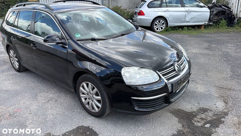 Volkswagen Golf 1.9 TDI DPF Comfortline - 5