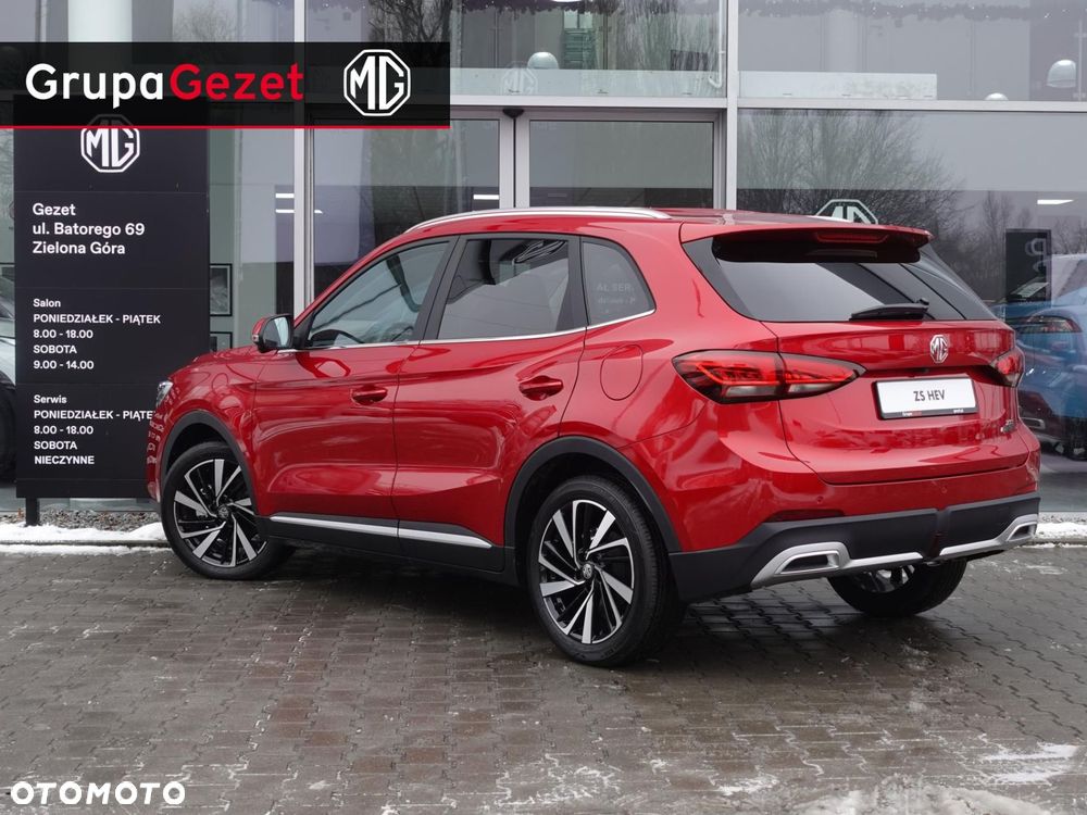 MG ZS - 3