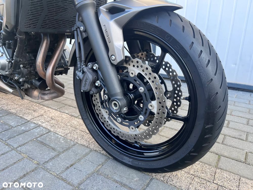Kawasaki Z 650 - 25