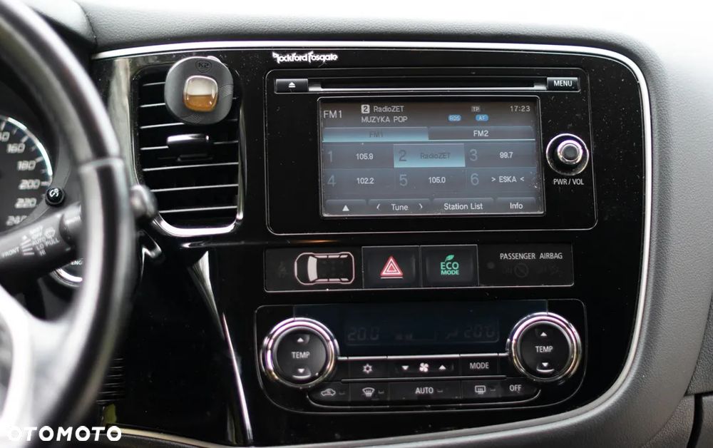 Mitsubishi Outlander 2.2 DID Intense - 4
