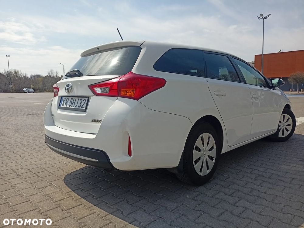 Toyota Auris 1.6 Active - 3