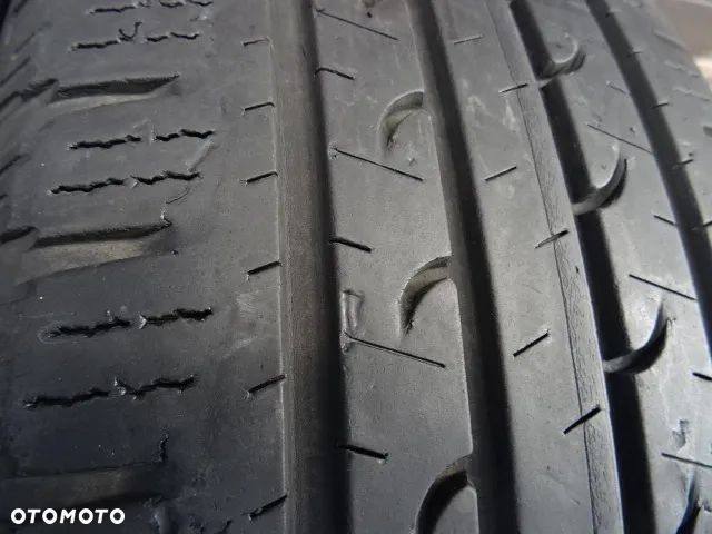 225/65/r17 102h Goodyear Efficient Grip 4x4 suv - 4