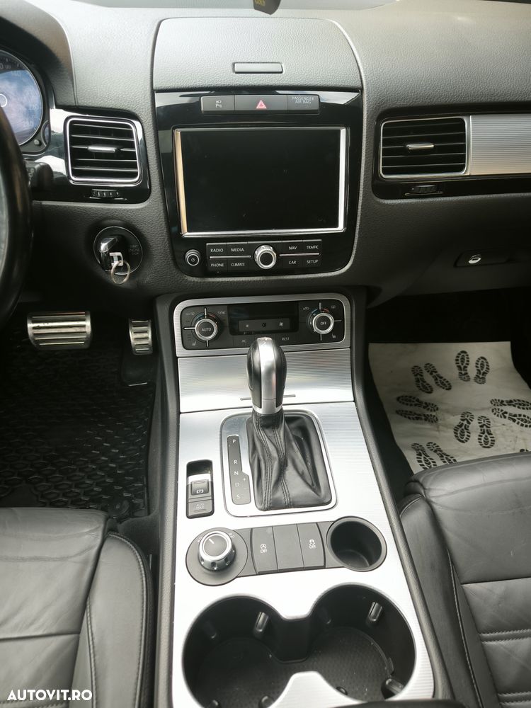 Volkswagen Touareg - 10