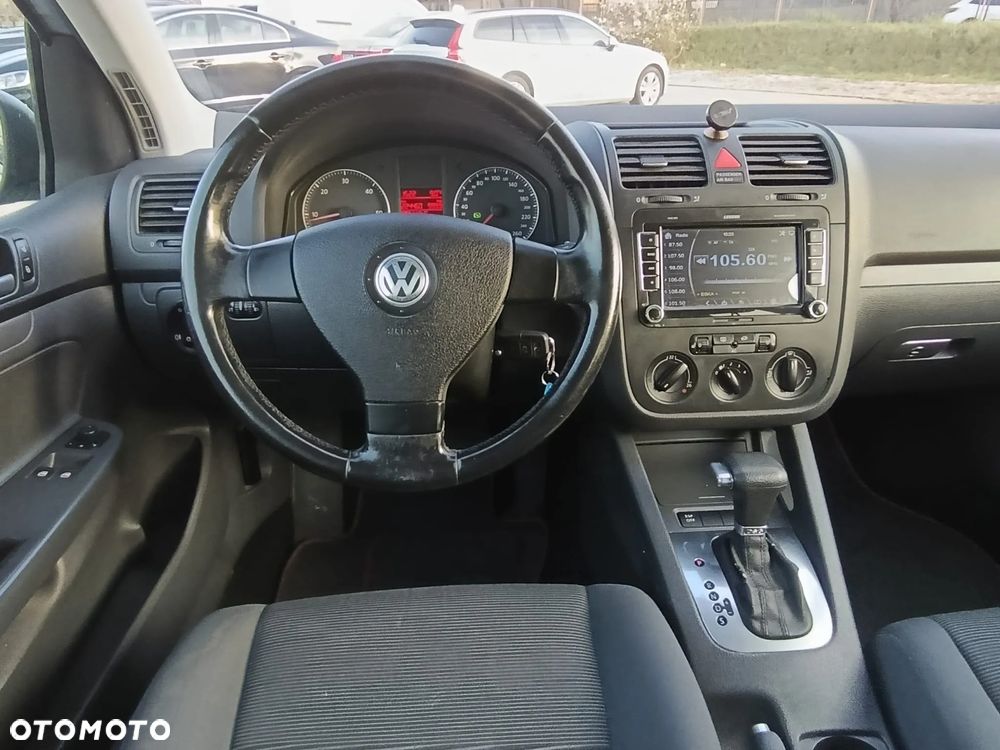 Volkswagen Golf 1.9 TDI DSG Comfortline - 18