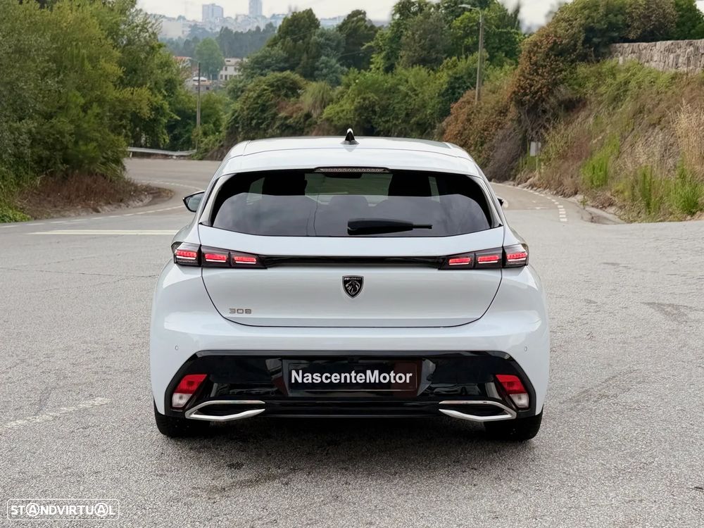 Peugeot 308 1.2 PureTech Allure EAT8 - 18