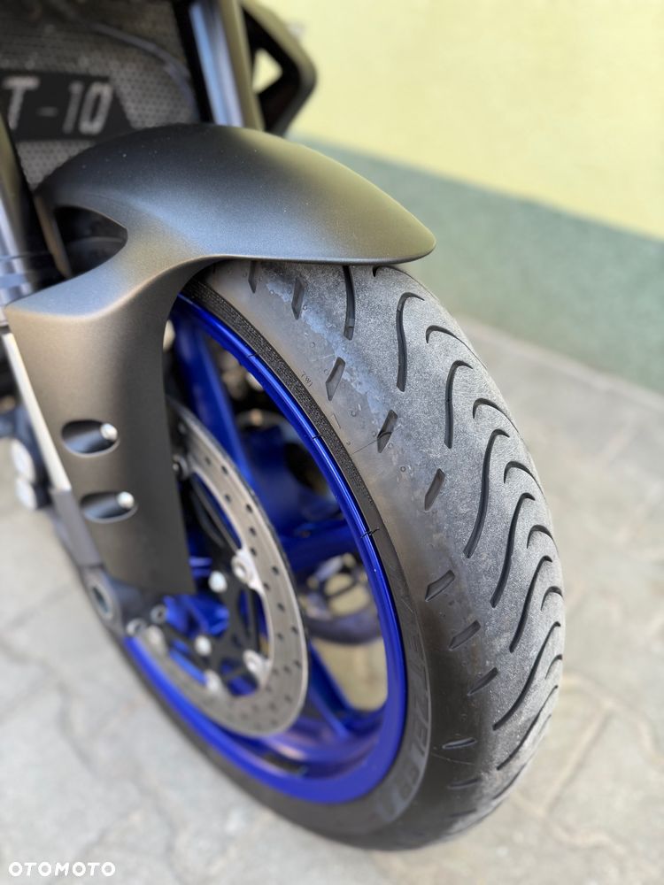Yamaha MT - 5
