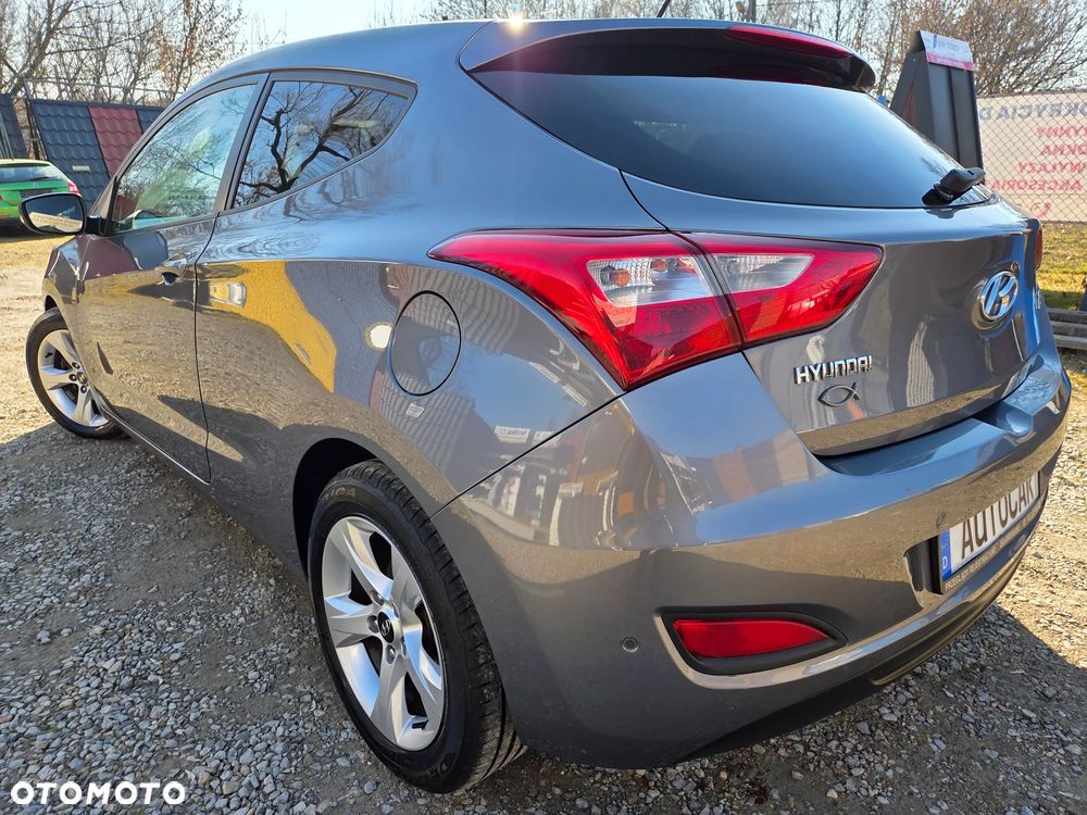 Hyundai i30 1.6 GDI Comfort - 14