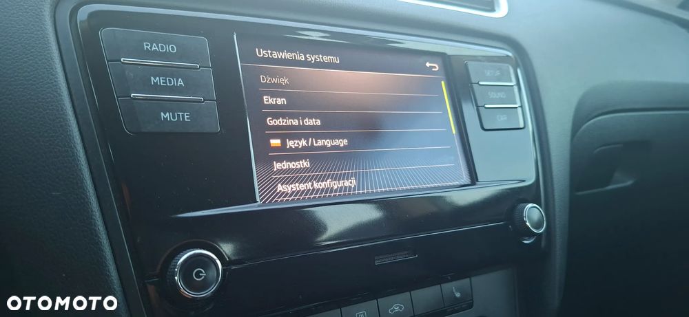 Skoda Octavia 2.0 TDI Tour - 30