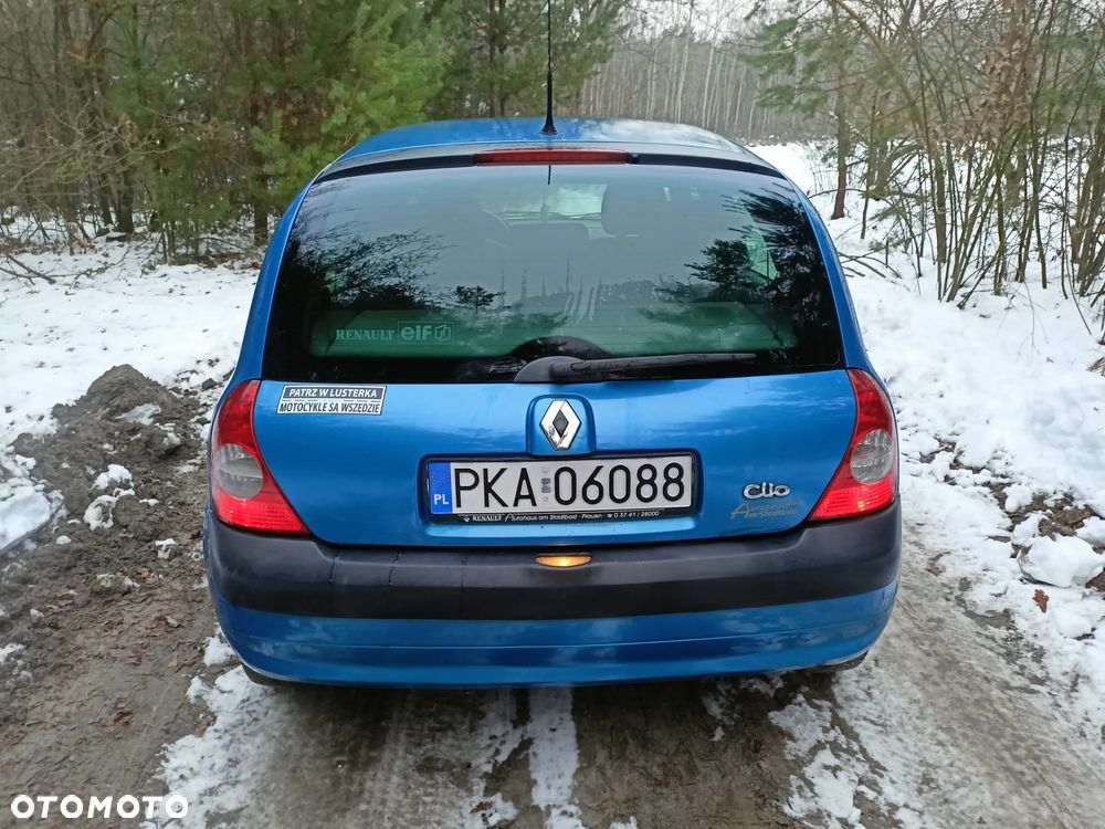 Renault Clio 1.2 16V Authentique - 16