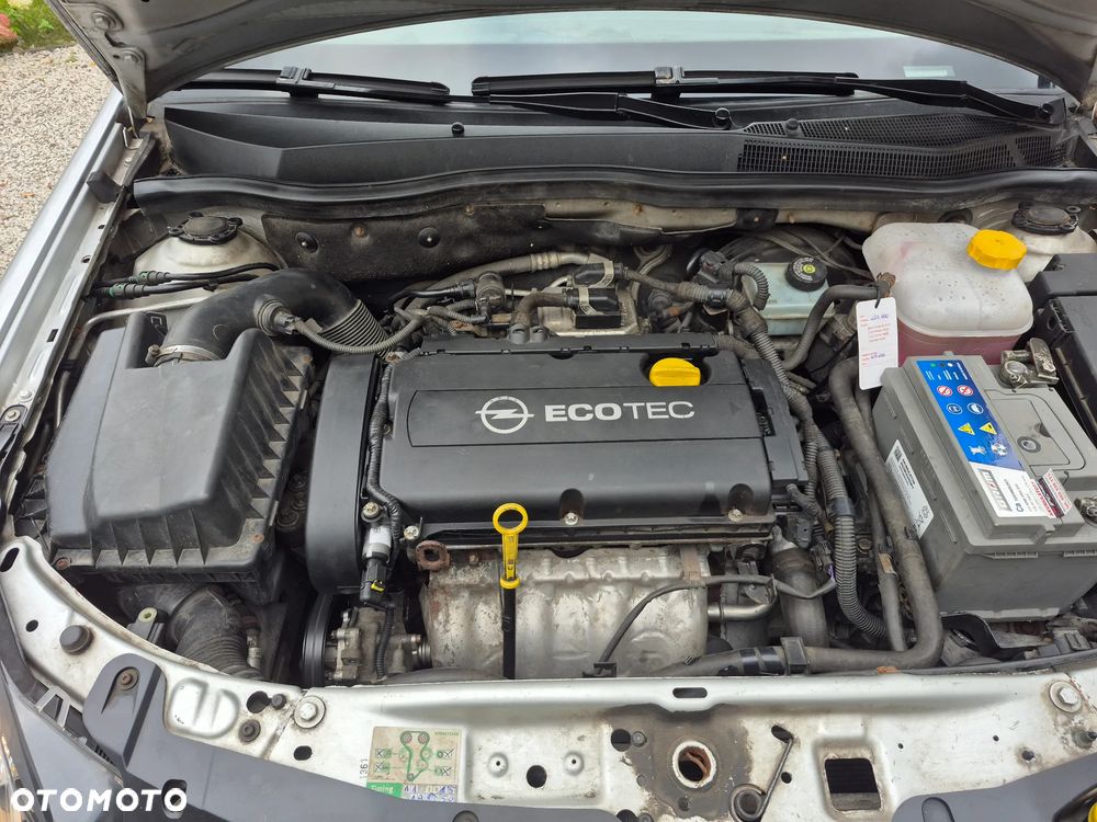Opel Astra - 16