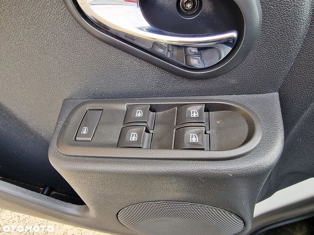 Dacia Duster 1.5 dCi Ambiance - 12