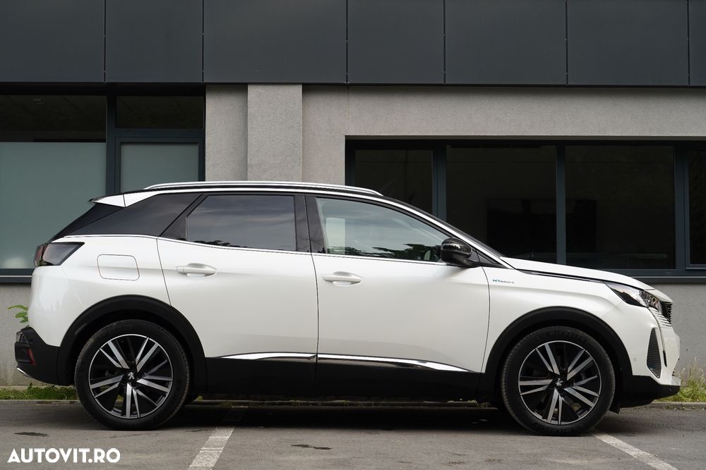 Peugeot 3008 PHEV EAT8 4X4 GT Pack - 29