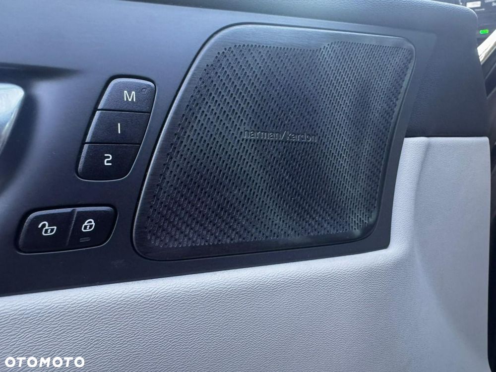 Volvo XC 60 - 23