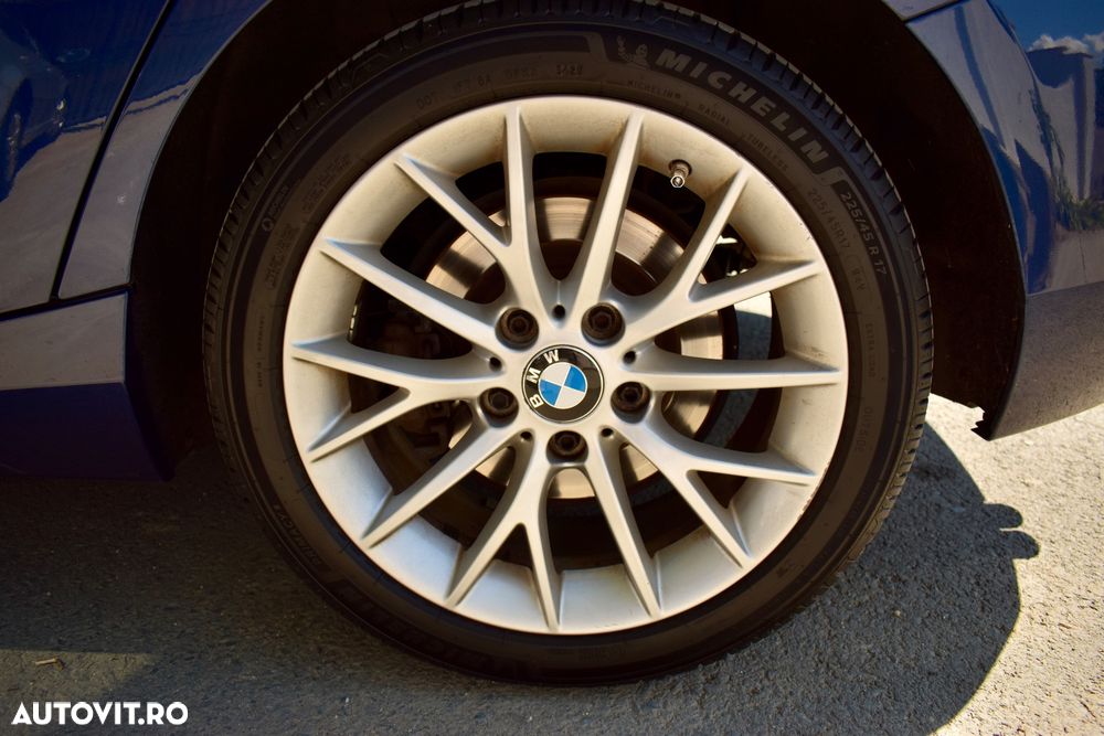 BMW Seria 1 120d xDrive AT Advantage - 36