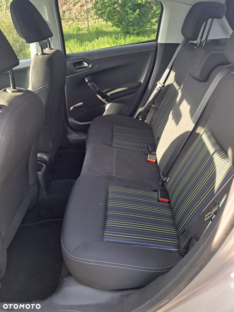 Peugeot 208 82 VTI Active - 6