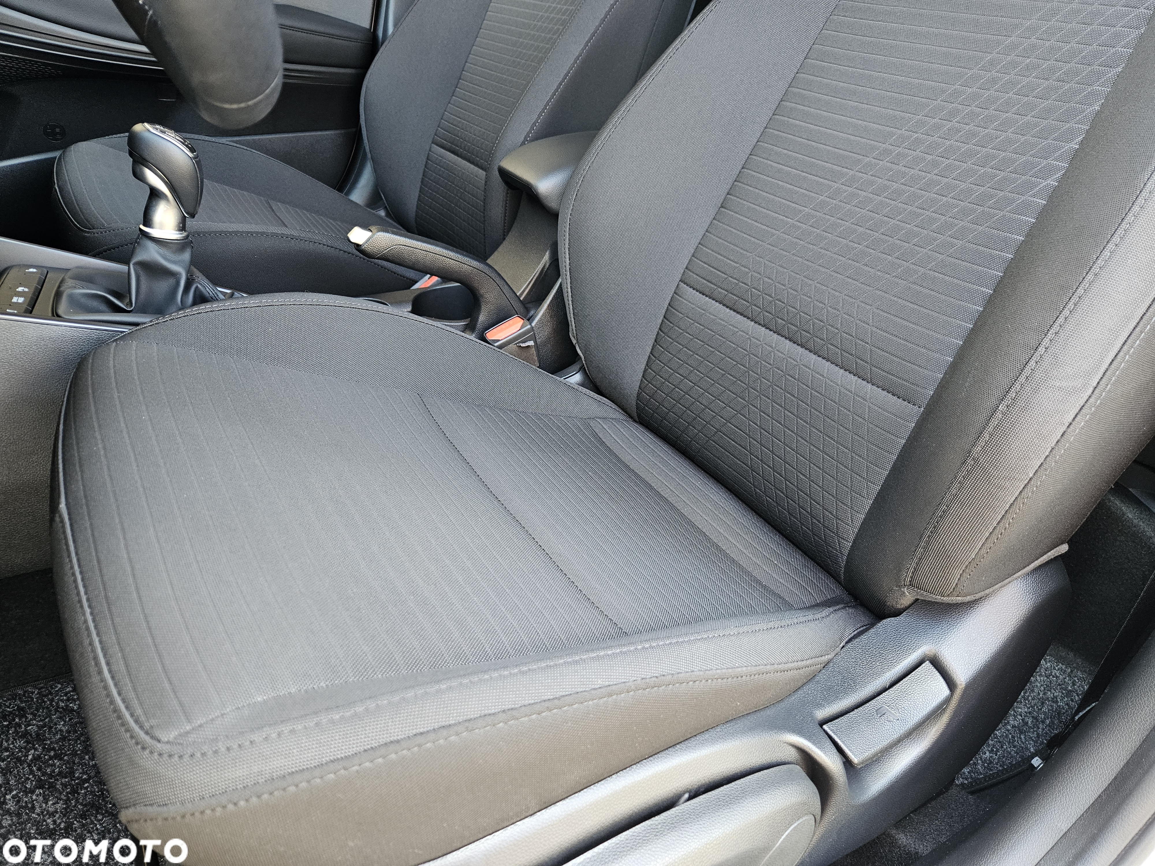 Hyundai i20 - 32