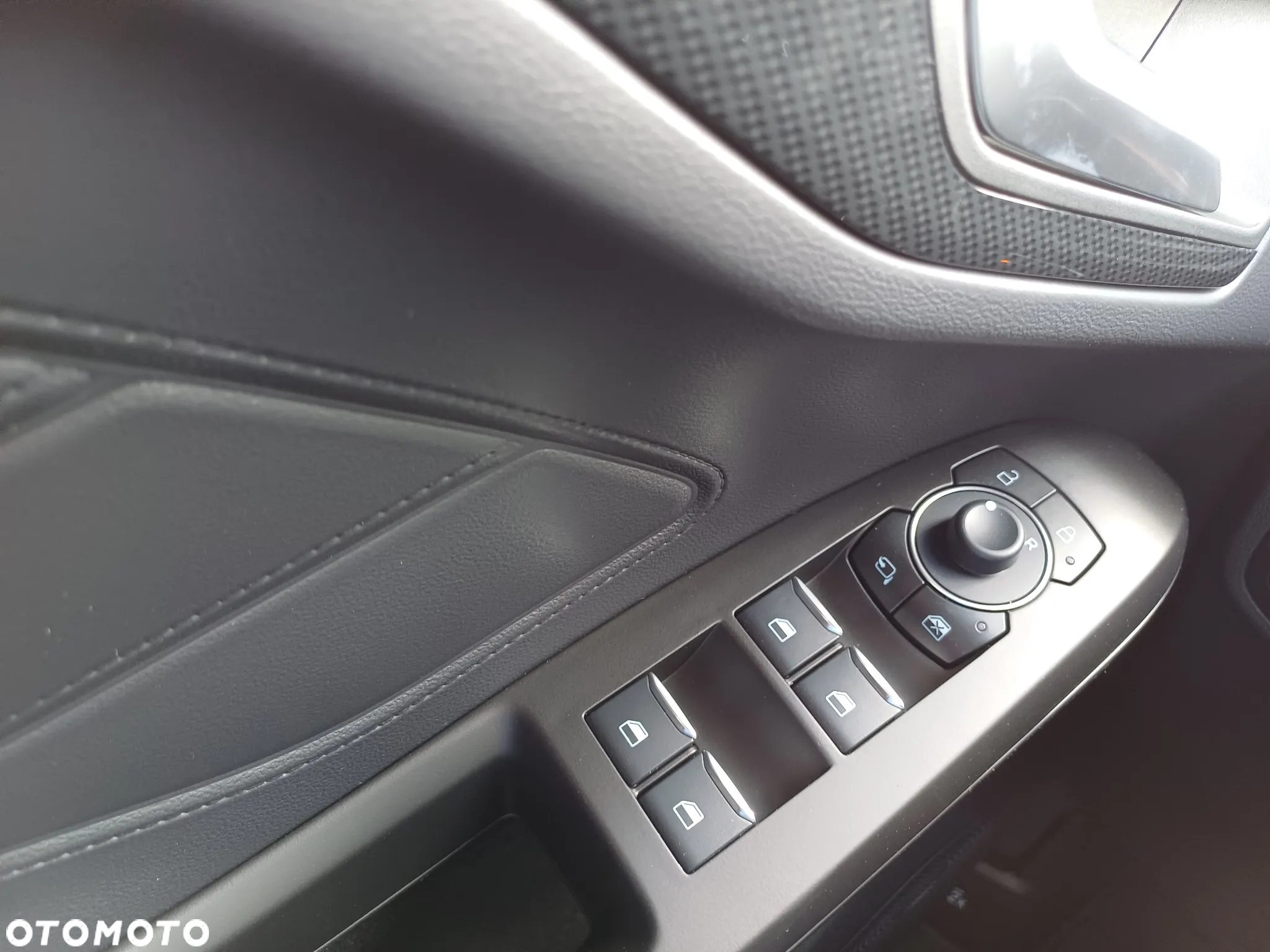Ford Focus - 16