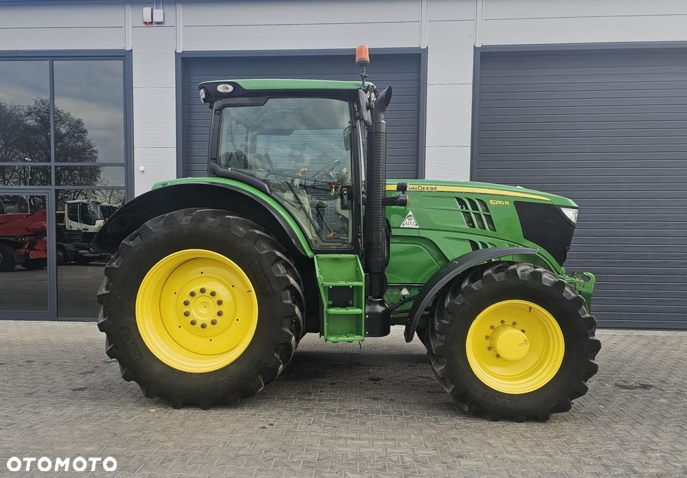 John Deere 6210R - 2