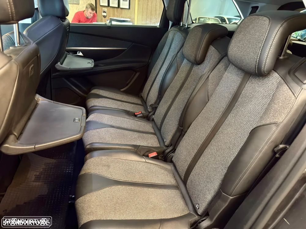 Peugeot 5008 1.5 BlueHDi Active - 12