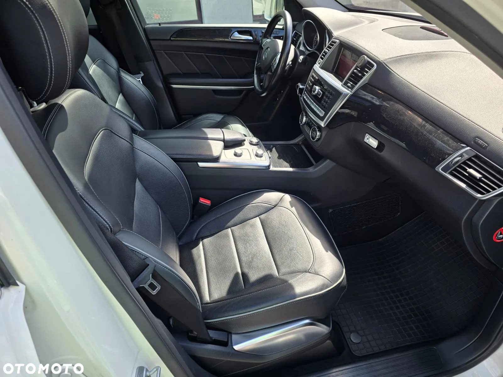Mercedes-Benz GL 350 BlueTec 4-Matic - 9