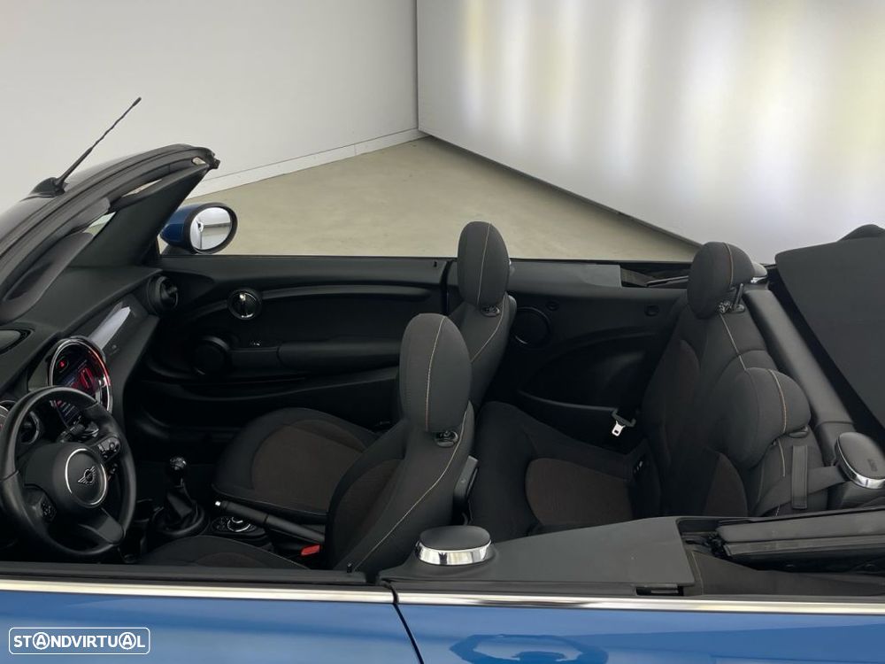 MINI Cabrio One - 24