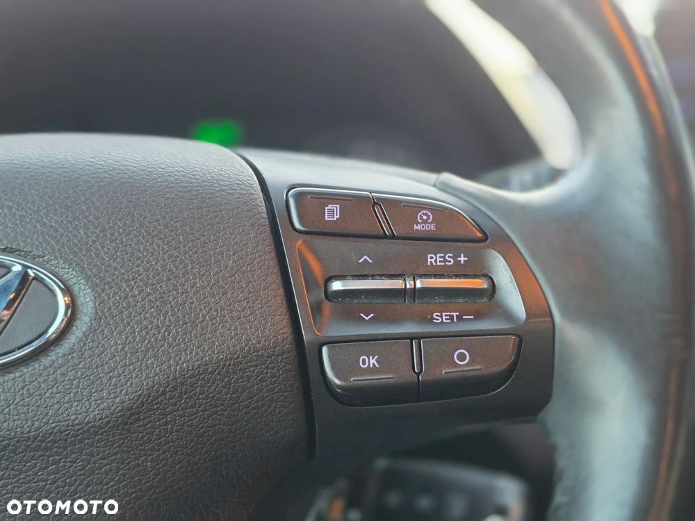 Hyundai i30 1.6 D Comfort - 24