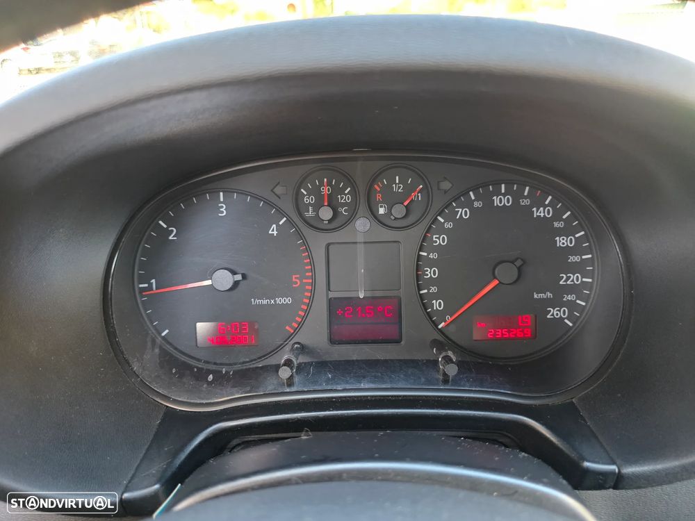 Audi A3 1.9 TDI Attraction - 6