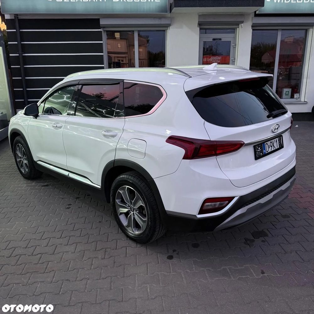 Hyundai Santa Fe - 2