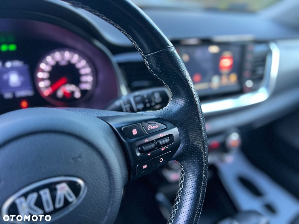 Kia Stonic - 30