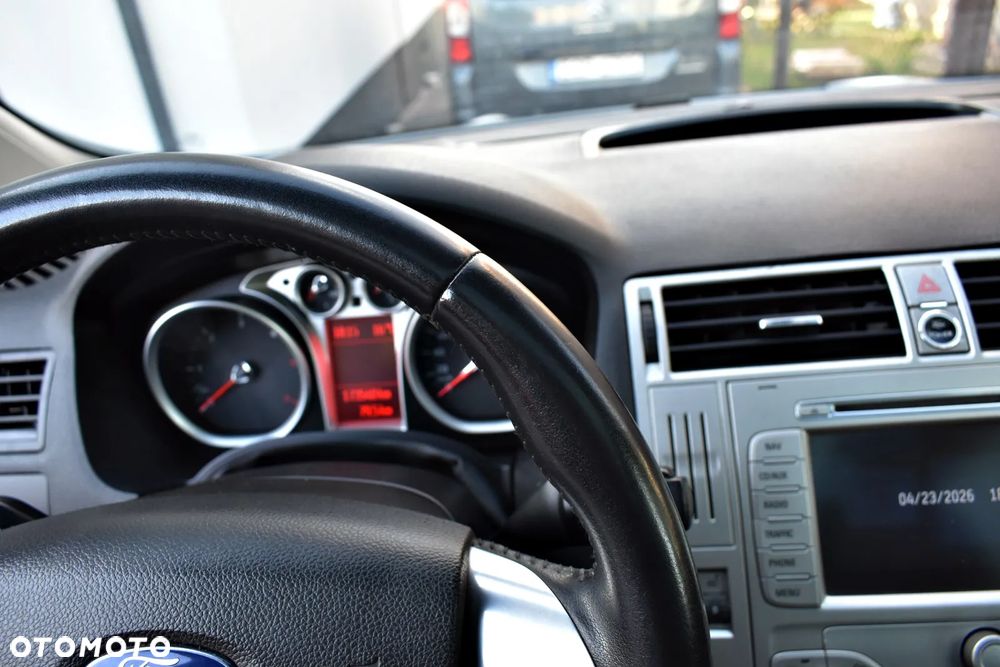 Ford Kuga 2.0 TDCi 4WD Titanium Plus - 27