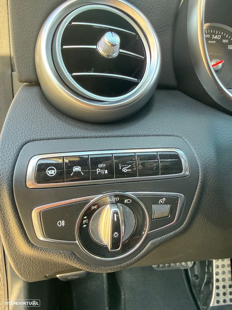 Mercedes-Benz C 300 h AMG Line - 13