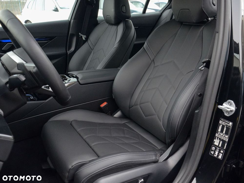 BMW Seria 5 - 32