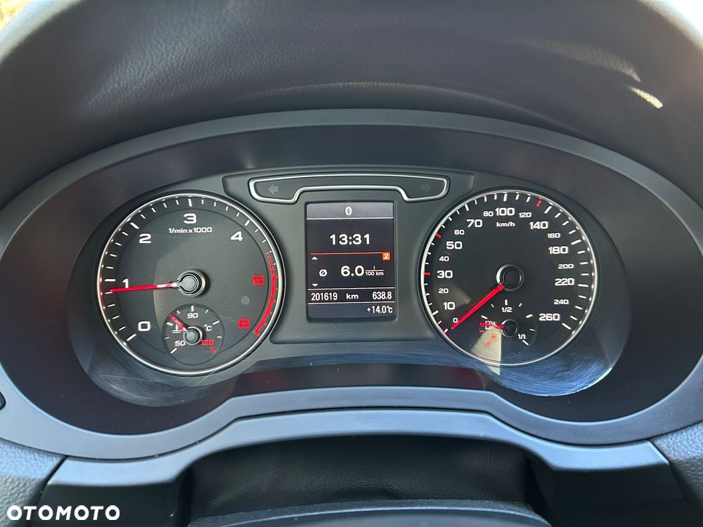 Audi Q3 2.0 TDI - 16
