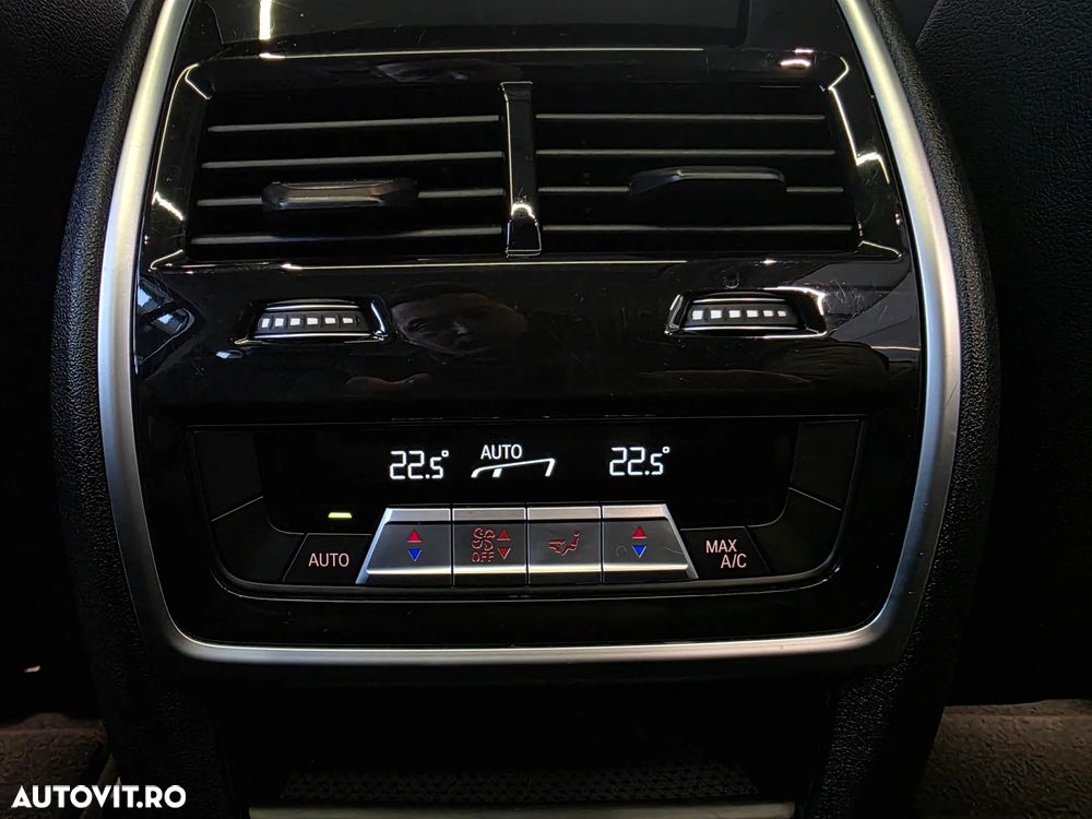 BMW X7 xDrive40i - 17