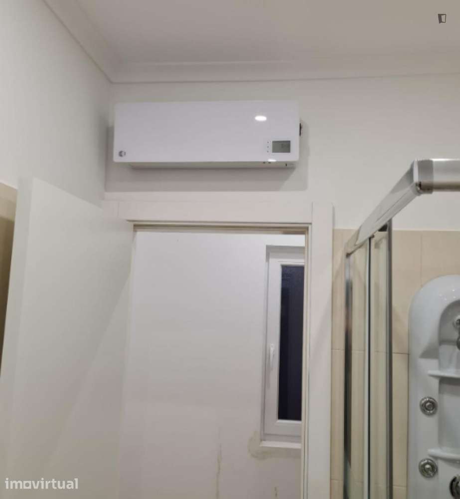 Quarto - localizado em Arroios Lisbon - Grande imagem: 5/9