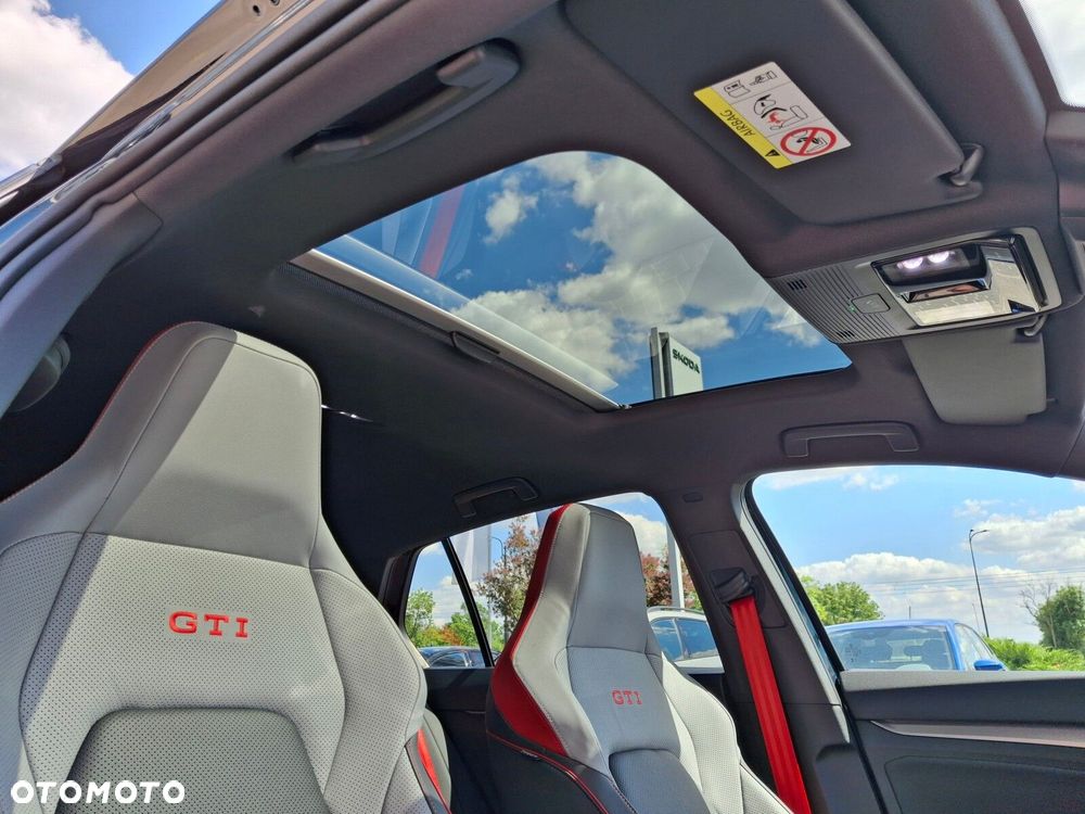 Volkswagen Golf 2.0 TSI GTI Edition 50 DSG - 37