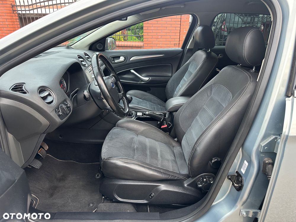 Ford Mondeo 2.0 TDCi Titanium - 12
