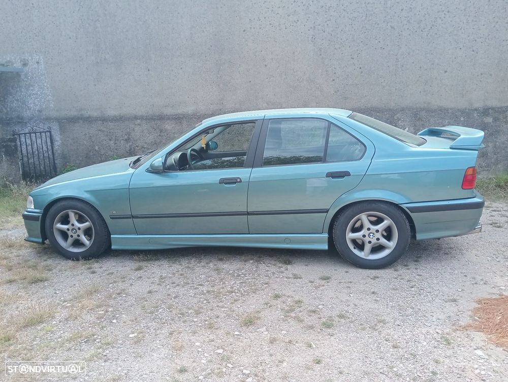BMW 325 - 5