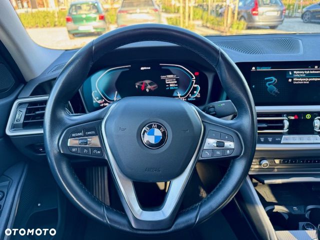 BMW Seria 3 320e Advantage sport - 16