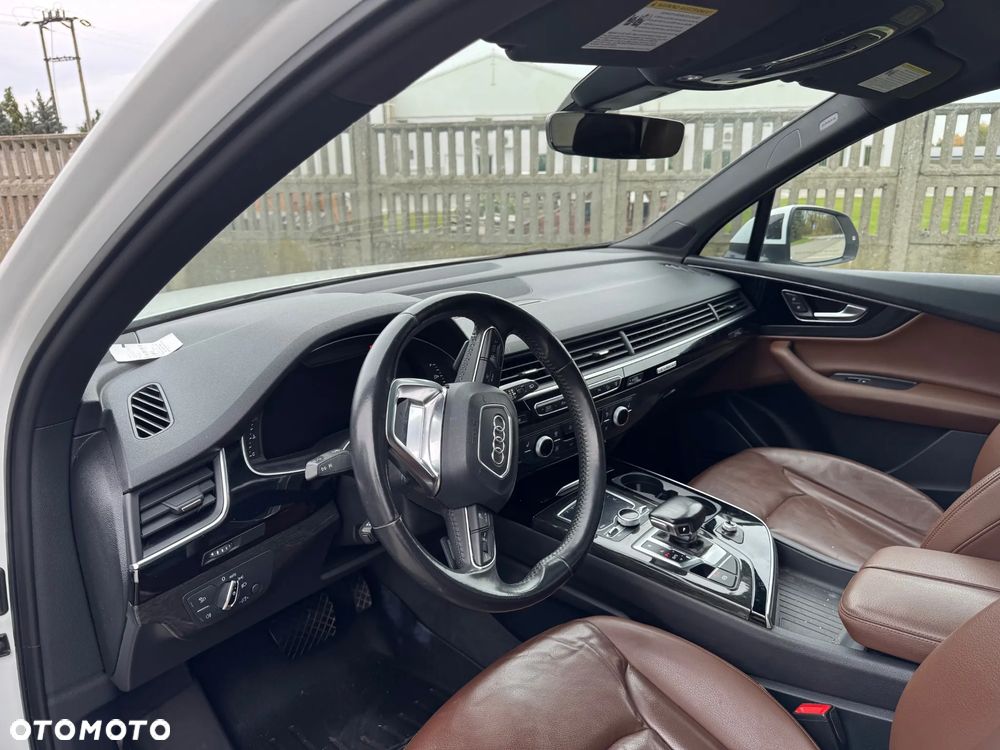 Audi Q7 3.0 TFSI Quattro Tiptronic - 7
