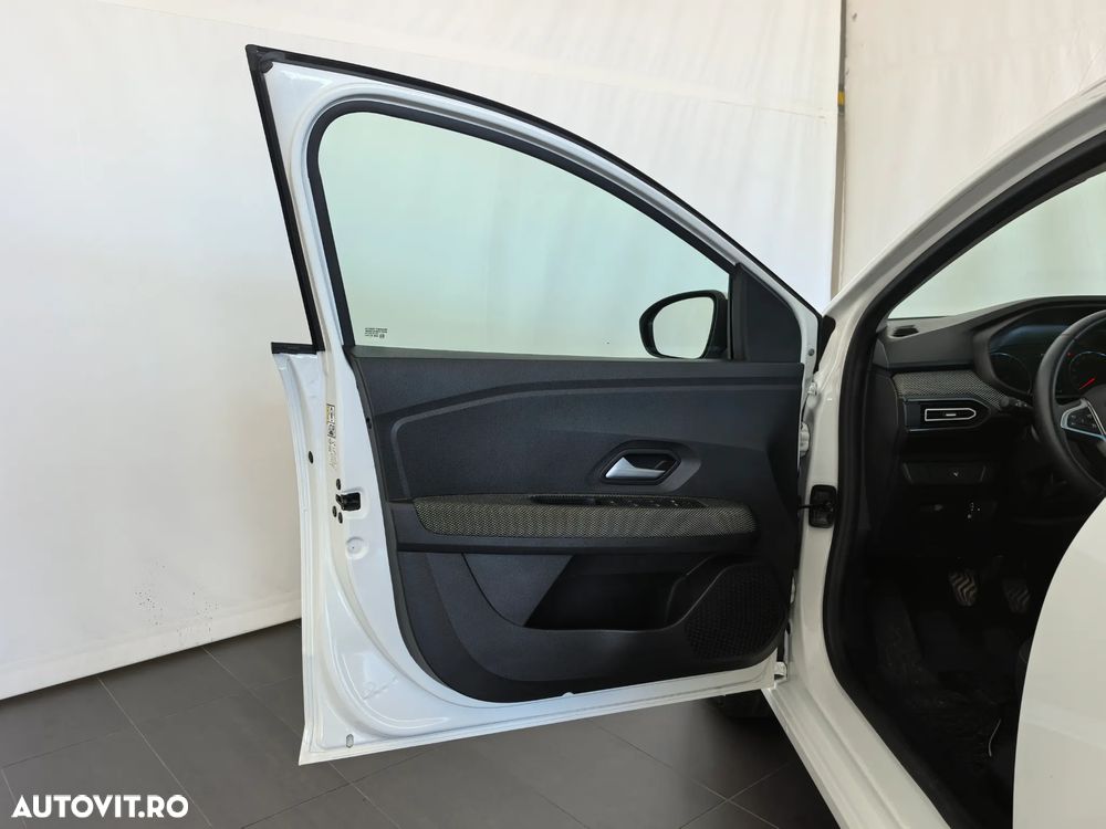 Dacia Logan TCe 90 MT6 Expression - 8