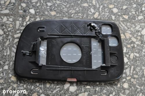 TOYOTA AVENSIS 02-05 PRAWY ORYGINAŁ - 2