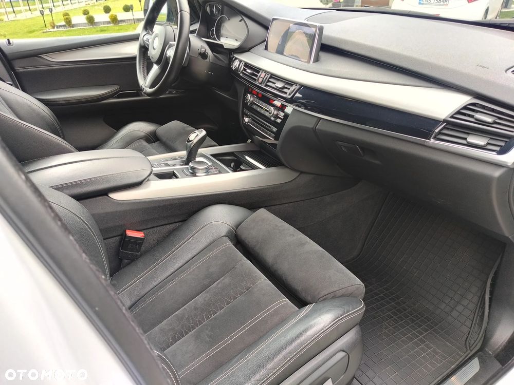 BMW X5 xDrive25d - 23