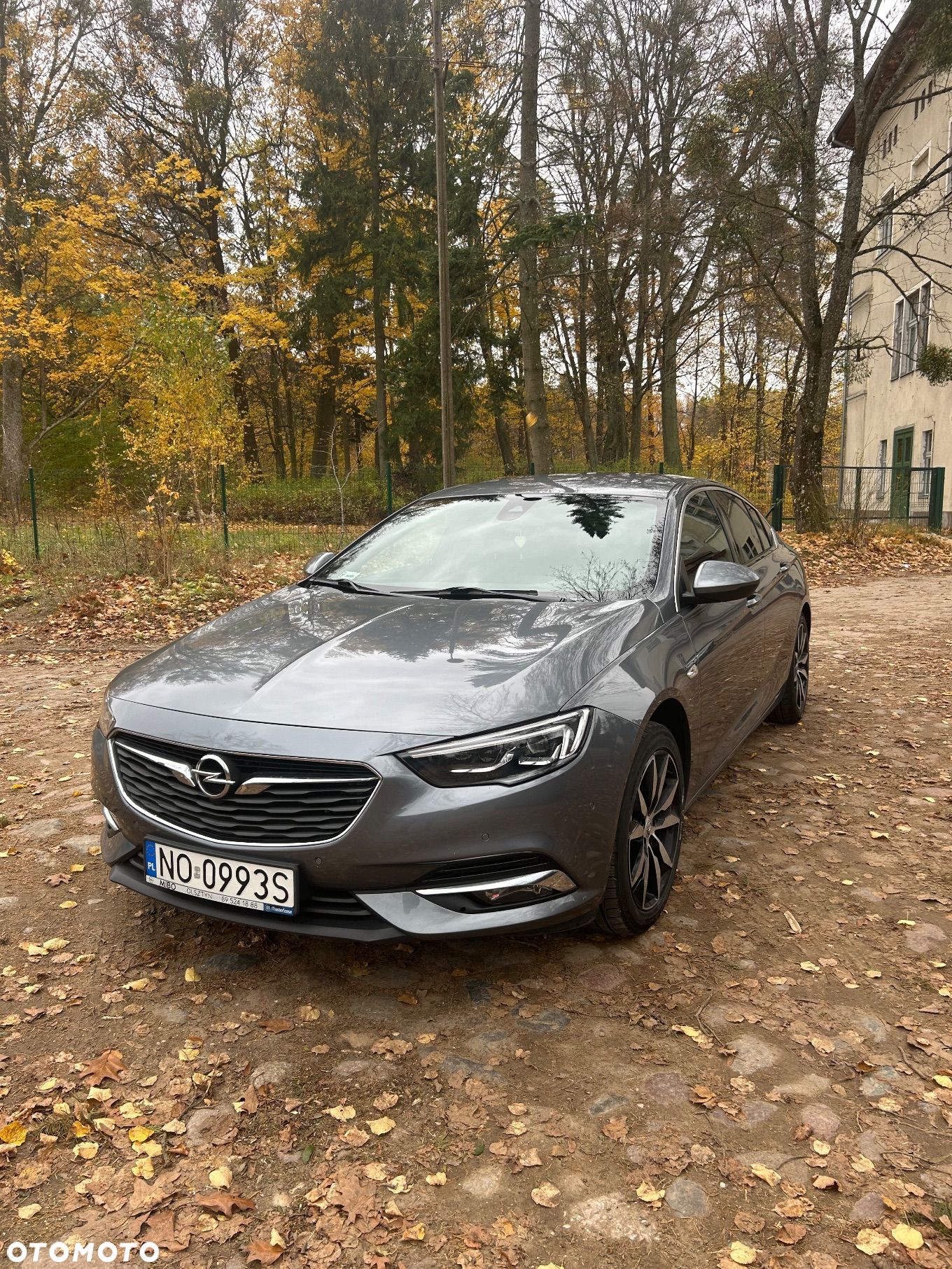 Opel Insignia - 1