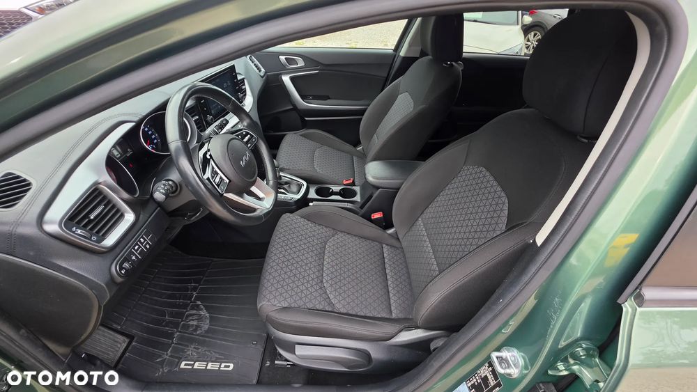 Kia Ceed 1.5 T-GDI M DCT - 25