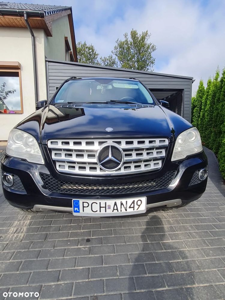 Mercedes-Benz ML 350 4-Matic - 22