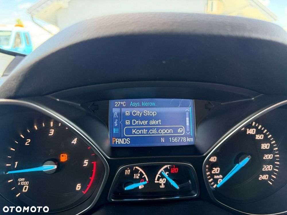 Ford Kuga - 40