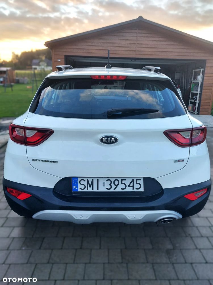 Kia Stonic - 4